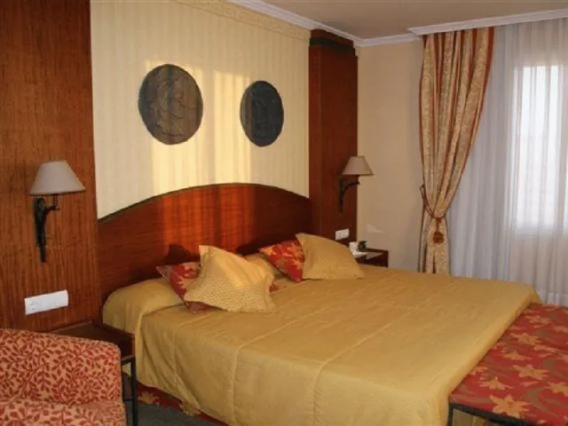 Bilder från hotellet H10 Imperial Tarraco (ex Husa Imperial Tarraco) - nummer 1 av 100