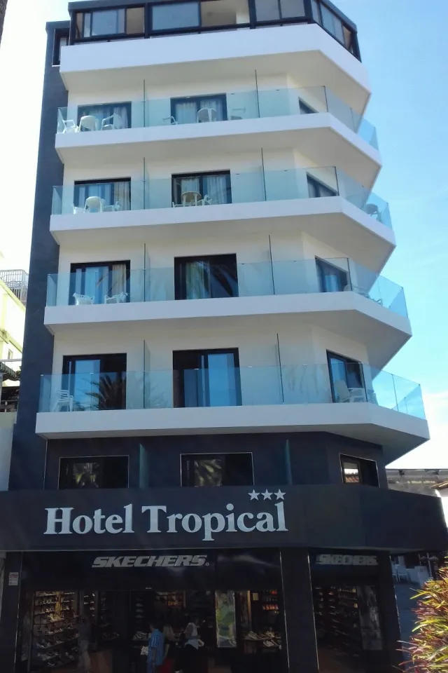 Bilder från hotellet Tropical Apartments - nummer 1 av 55