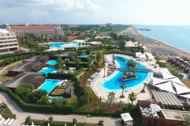 Bilder från hotellet Kaya Palazzo Golf Resort - nummer 1 av 44