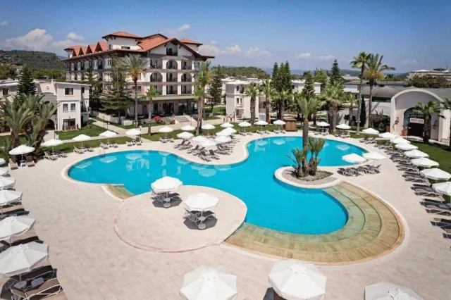 Bilder från hotellet Euphoria Barbaross Beach Resort - nummer 1 av 3