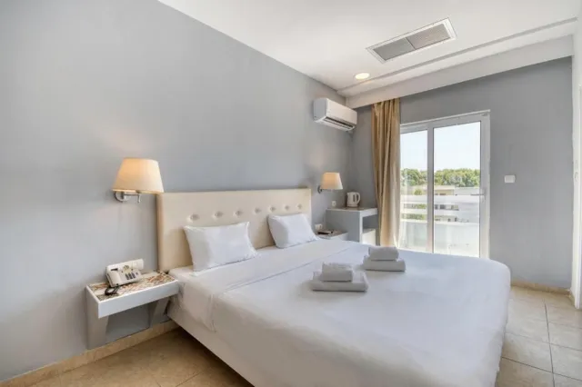 Bilder från hotellet Astron Hotel - nummer 1 av 10
