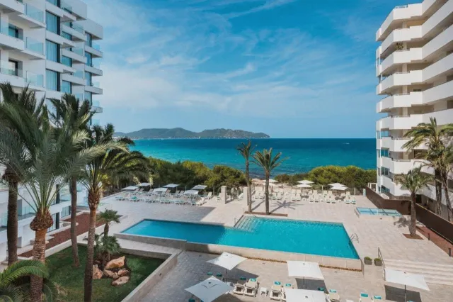 Bilder från hotellet Iberostar Waves Cala Millor - nummer 1 av 16