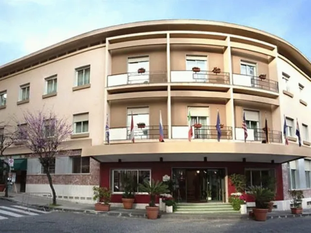 Bilder från hotellet Grande Albergo Maugeri - nummer 1 av 71