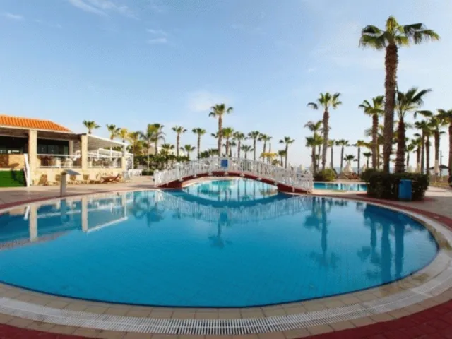 Bilder från hotellet Anastasia Waterpark Beach Resort - nummer 1 av 10
