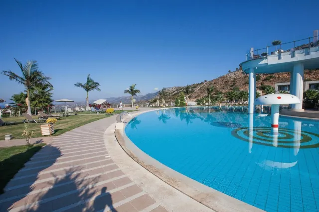 Bilder från hotellet Royal Heights Resort - nummer 1 av 18