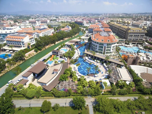 Bilder från hotellet Sunis Evren Beach Resort Hotel and Spa - nummer 1 av 37