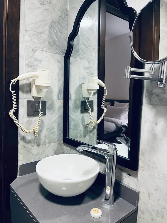 Bilder från hotellet Napoleon Hotel - nummer 1 av 56