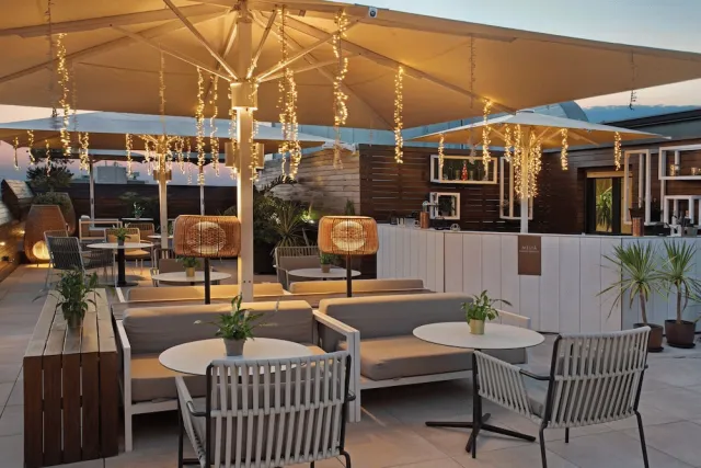 Bilder från hotellet Melia Madrid Serrano - nummer 1 av 100