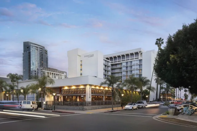 Bilder från hotellet Courtyard by Marriott Long Beach Downtown - nummer 1 av 60