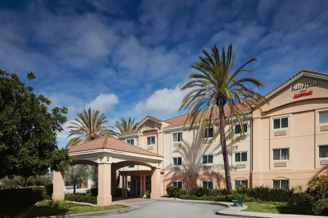 Bilder från hotellet Fairfield Inn & Suites by Marriott San Francisco San Carlos - nummer 1 av 19