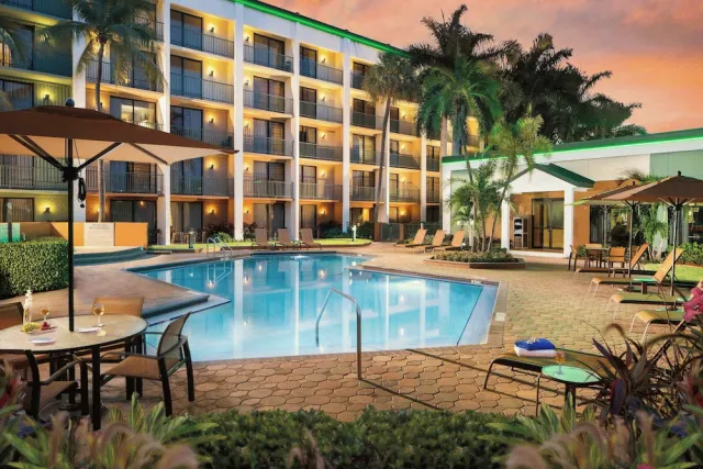 Bilder från hotellet Courtyard by Marriott Fort Lauderdale East/Lauderdale-by-the-Sea - nummer 1 av 22