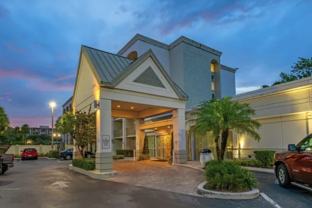 Bilder från hotellet Best Western Plus North Miami/Bal Harbour - nummer 1 av 56