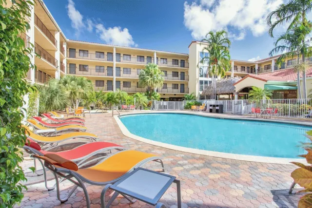 Bilder från hotellet Holiday Inn & Suites Boca Raton - North, an IHG Hotel - nummer 1 av 42