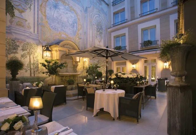 Bilder från hotellet Castille Paris - Starhotels Collezione - nummer 1 av 53