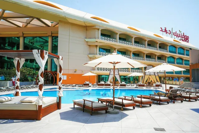 Bilder från hotellet Mövenpick Grand Al Bustan Dubai - nummer 1 av 52