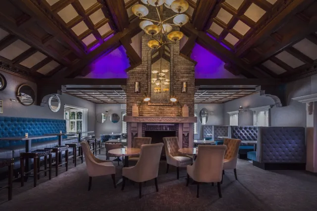 Bilder från hotellet Treacys Oakwood Hotel - nummer 1 av 43