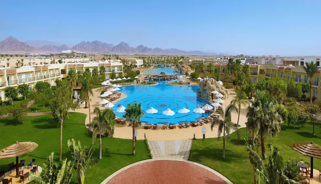 Bilder från hotellet DoubleTree by Hilton Sharm El Sheikh - Sharks Bay Resort - nummer 1 av 100
