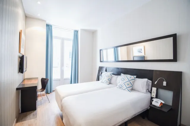 Bilder från hotellet Petit Palace Plaza de la Reina Hotel - nummer 1 av 55
