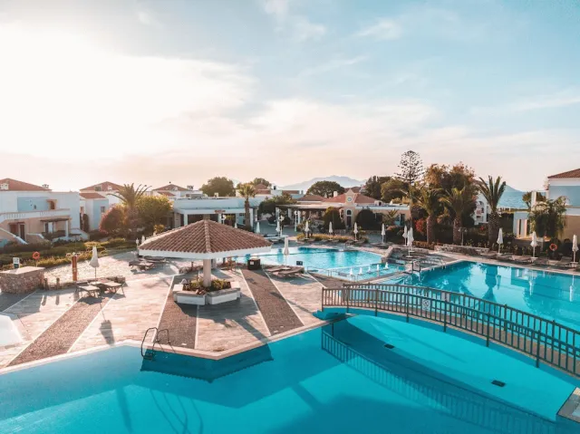 Bilder från hotellet Neptune Luxury Resort - nummer 1 av 100