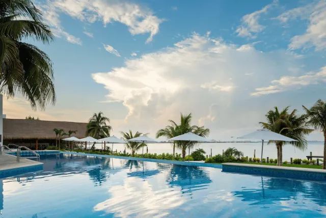 Bilder från hotellet Real Inn Cancún - nummer 1 av 66