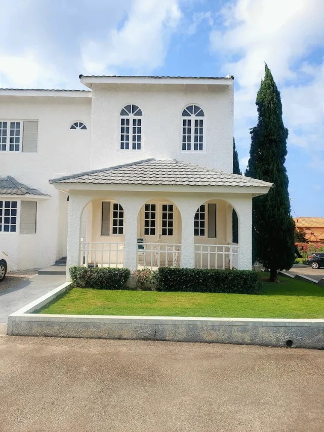 Bilder från hotellet Rush Bond Villa - nummer 1 av 47