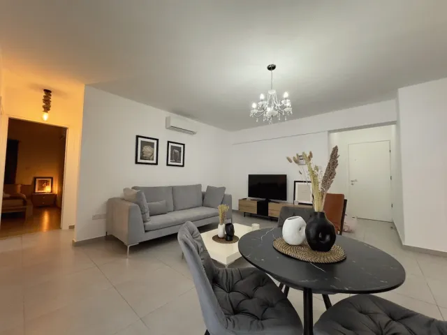 Bilder från hotellet Welcome to Our Luxurious 1-bedroom Private Residence With a Special Patio - nummer 1 av 10