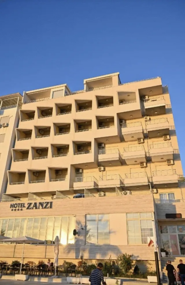 Bilder från hotellet Hotel Zanzi - nummer 1 av 19