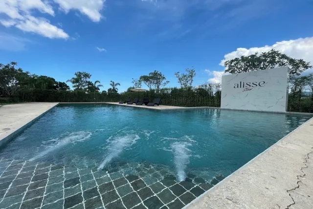 Bilder från hotellet Alisse Stay Phuket Layan - nummer 1 av 66