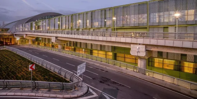 Bilder från hotellet Tav Airport Hotel Izmir - nummer 1 av 10