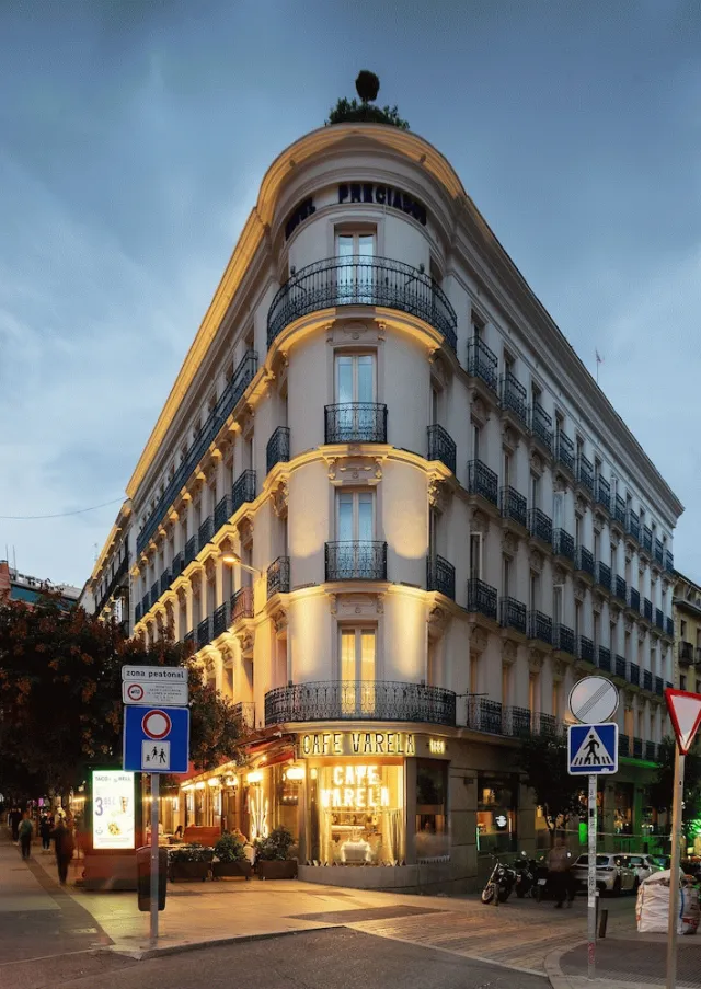 Bilder från hotellet Hotel Preciados - nummer 1 av 56