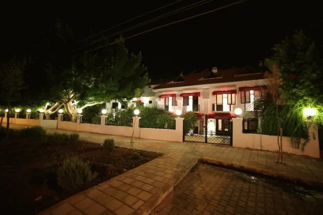 Bilder från hotellet Akkent Garden Hotel - nummer 1 av 10