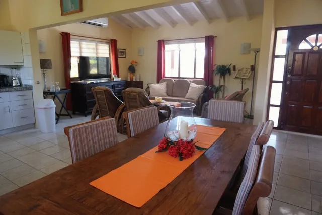 Bilder från hotellet Cariñas Studio Apartments - nummer 1 av 38