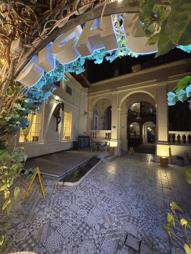 Bilder från hotellet Oasis Inn Budapest - nummer 1 av 100