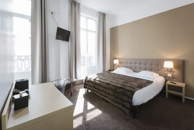 Bilder från hotellet Hôtel Le Saint Louis - nummer 1 av 10