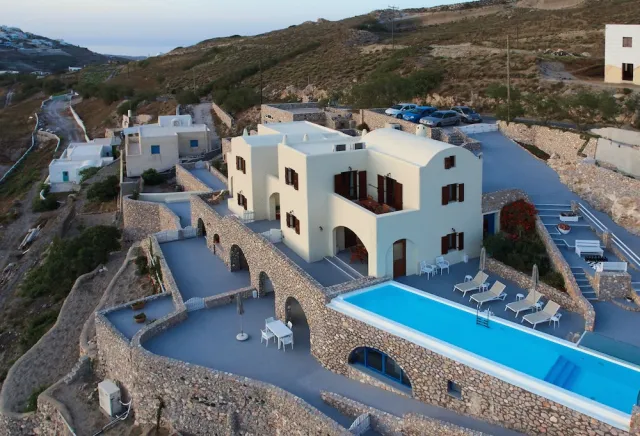 Bilder från hotellet Zatrikion Villas Santorini - nummer 1 av 100