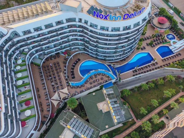 Bilder från hotellet NoxInn Deluxe Hotel - - nummer 1 av 58