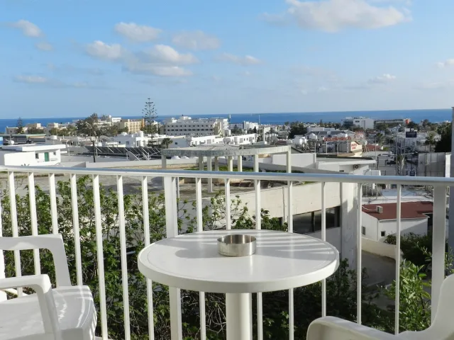 Bilder från hotellet Elenapa Holiday Apartments - nummer 1 av 36