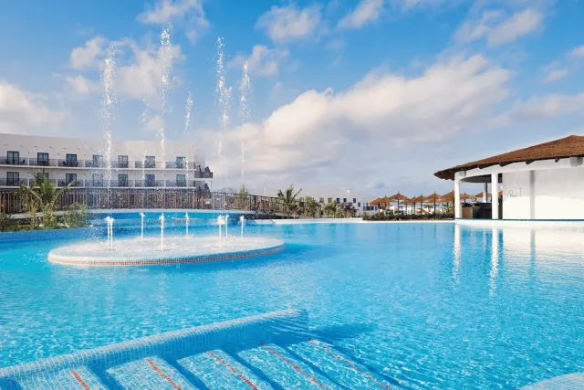 Bilder från hotellet Melia Dunas Beach Resort & Spa - - nummer 1 av 79