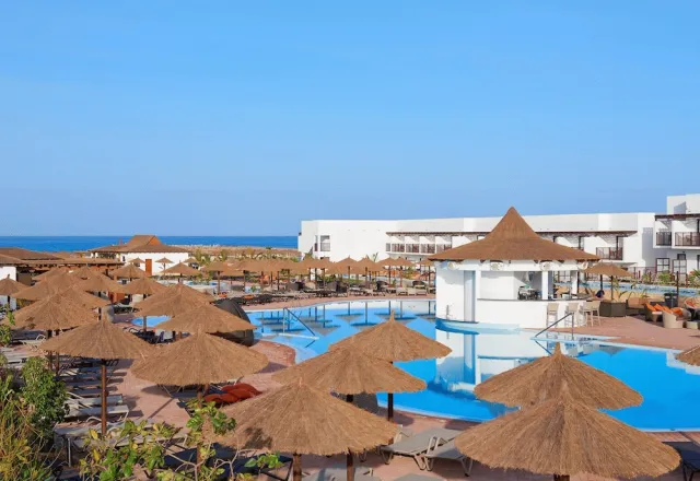 Bilder från hotellet Melia Llana Beach Resort & Spa - - Adults Only - nummer 1 av 65