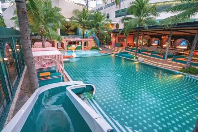 Bilder från hotellet A-One The Royal Cruise Hotel Pattaya - nummer 1 av 100