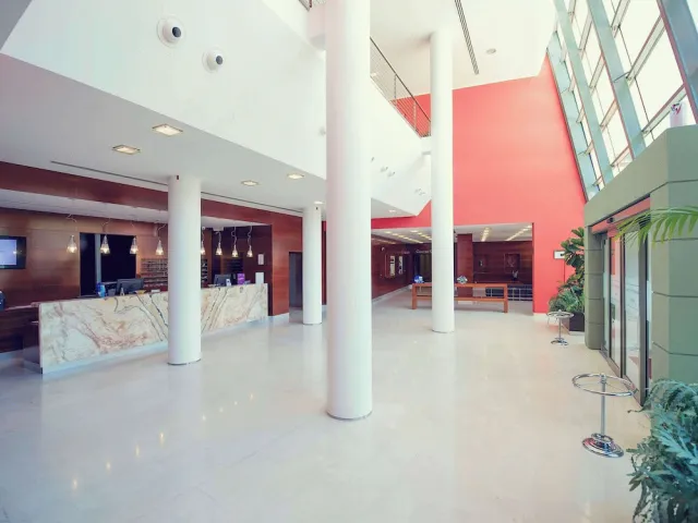 Bilder från hotellet Mercure Genova San Biagio - nummer 1 av 76