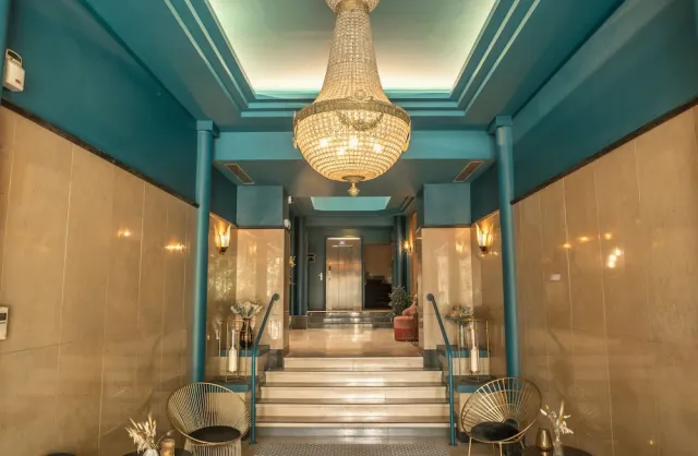 Bilder från hotellet Bristol Hotel - nummer 1 av 44