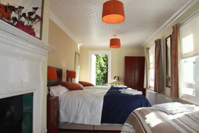 Bilder från hotellet Ambassador Hotel - nummer 1 av 10