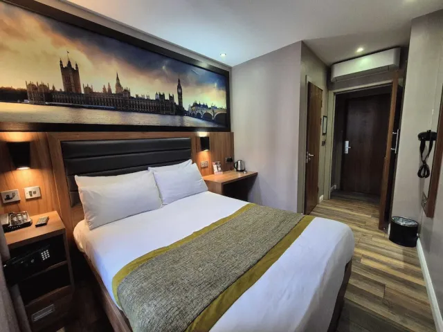 Bilder från hotellet London Court Hotel - nummer 1 av 48