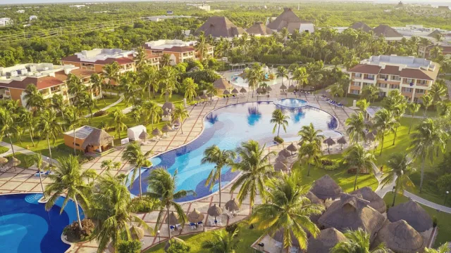 Bilder från hotellet Bahia Principe Grand Coba - - nummer 1 av 87