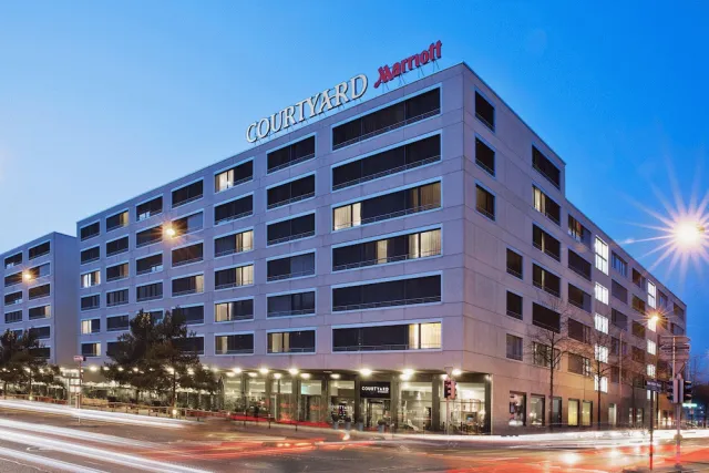 Bilder från hotellet Courtyard by Marriott Zurich North - nummer 1 av 65