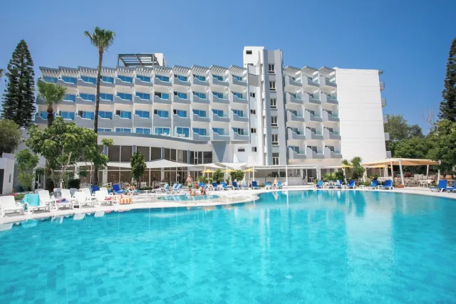 Bilder från hotellet Papouis Protaras Hotel - nummer 1 av 50