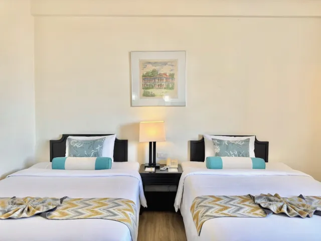 Bilder från hotellet Phuket Merlin Hotel - nummer 1 av 63