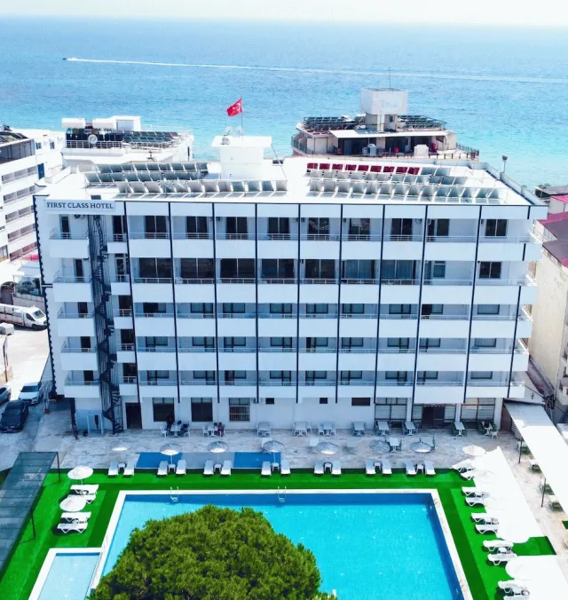 Bilder från hotellet Hotel First Class - nummer 1 av 10