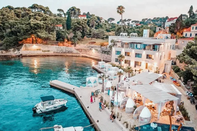 Bilder från hotellet Kalamota Beach House - nummer 1 av 62